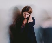 Một phần ba phụ nữ Úc mắc chứng lo âu: Đâu là nguyên nhân?