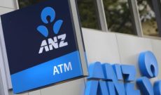 Úc: ANZ tiếp tục bán mảng kinh doanh “ruột”