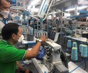 ‘Con dốc’ 44 tỉ đô xuất khẩu đầy thách thức của ngành dệt may