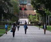 Các trường đại học Úc giảm giá khóa học tái đào tạo cho người lao động sau COVID-19