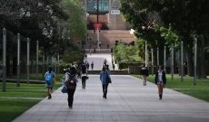 Các trường đại học Úc giảm giá khóa học tái đào tạo cho người lao động sau COVID-19