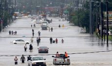 Kinh tế Mỹ có thể mất hàng chục tỷ USD vì siêu bão Harvey