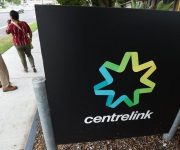 Úc: Mạo danh Centrelink, nạn nhân bị kẻ lừa đảo “ăn” gần $30 ngàn đô la