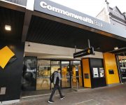 Úc chính thức “mở hồ sơ” với Commonwealth Bank với cáo buộc liên quan tới rửa tiền và khủng bố