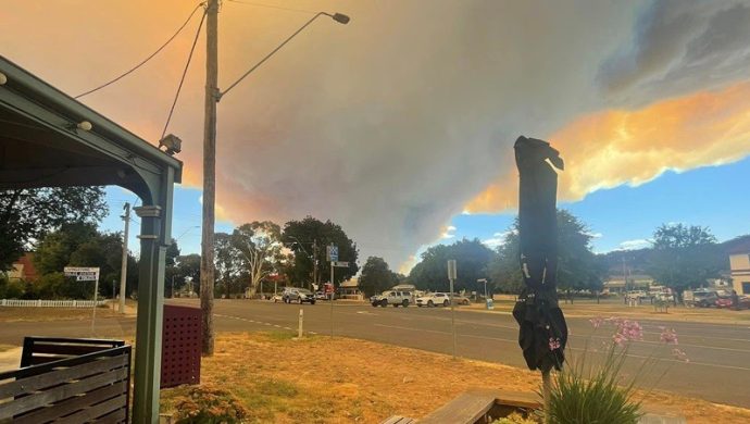 Australia ứng phó cháy rừng nghiêm trọng ở bang Victoria