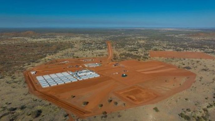 Australia đầu tư 550 triệu USD khai thác đất hiếm