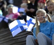 Chỉ có ở Phần Lan: Chính phủ phát không cho mỗi người 13 triệu đồng mỗi tháng, người dân càng muốn làm việc nhiều hơn
