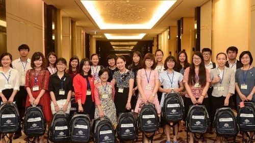 Chính phủ Australia trao học bổng 2017 cho 53 công dân Việt Nam