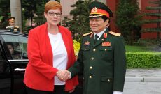 Úc tái khẳng định quan hệ hợp tác quốc phòng với Việt Nam