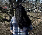 Phụ nữ di cư là nạn nhân của bạo lực gia đình bị lạm dụng bởi chính người bảo lãnh thị thực cho mình