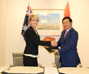 Bộ trưởng Ngoại giao Phạm Bình Minh hội đàm với Bộ trưởng Ngoại giao Australia Julie Bishop