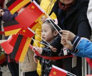 Cú sốc kinh tế mang tên Trung Quốc: Tại sao Đức vẫn phát triển mạnh trong khi Mỹ gặp nhiều khó khăn?