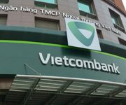 Khách kêu “bỗng dưng mất tiền”: Học Sacombank, Vietcombank hoàn lại 30 triệu đồng cho khách trước, điều tra sau