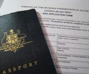 Chính phủ Úc muốn giảm số tiểu loại visa từ 99 còn 10